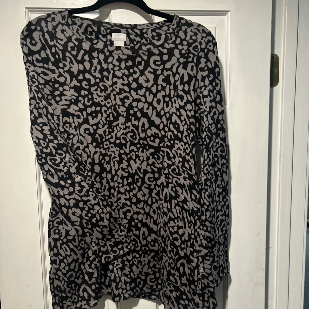 Chico's Black and Gray Animal Print Tunic